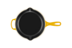 Le Creuset Signature Round Skillet, 9 in., Nectar