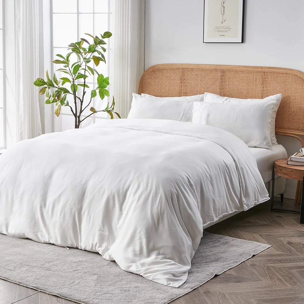 AiryWeight Cooling Eucalyptus TENCEL™ Lyocell Duvet Cover • White / King