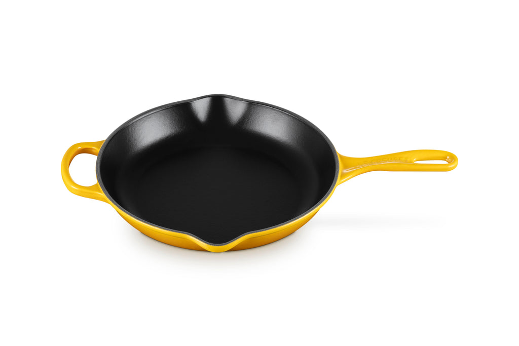 Le Creuset Signature Round Skillet, 10.25 in., Nectar