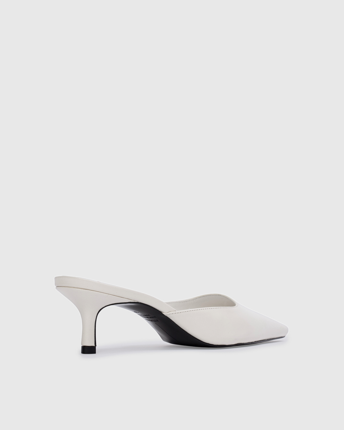 Riley 50 Mule in Coconut Leather