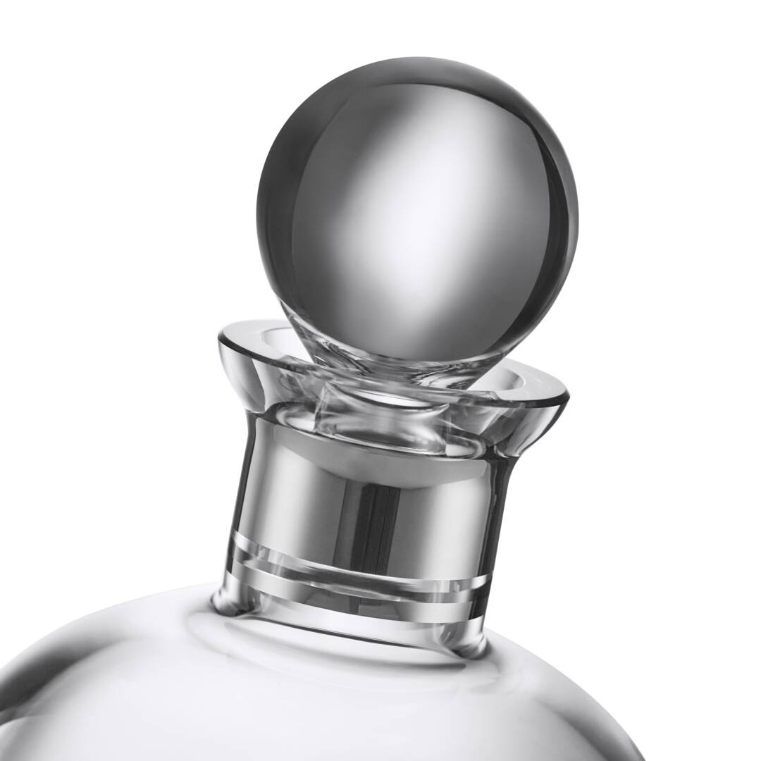 Elegance Decanter Short Platinum Band