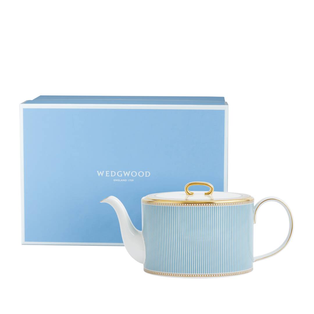 Helia Teapot, 31.7 oz