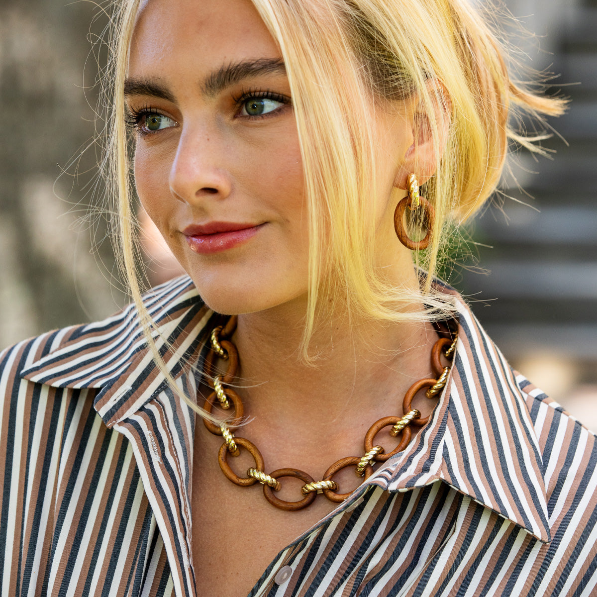 Earth Goddess Link Necklace in Teak