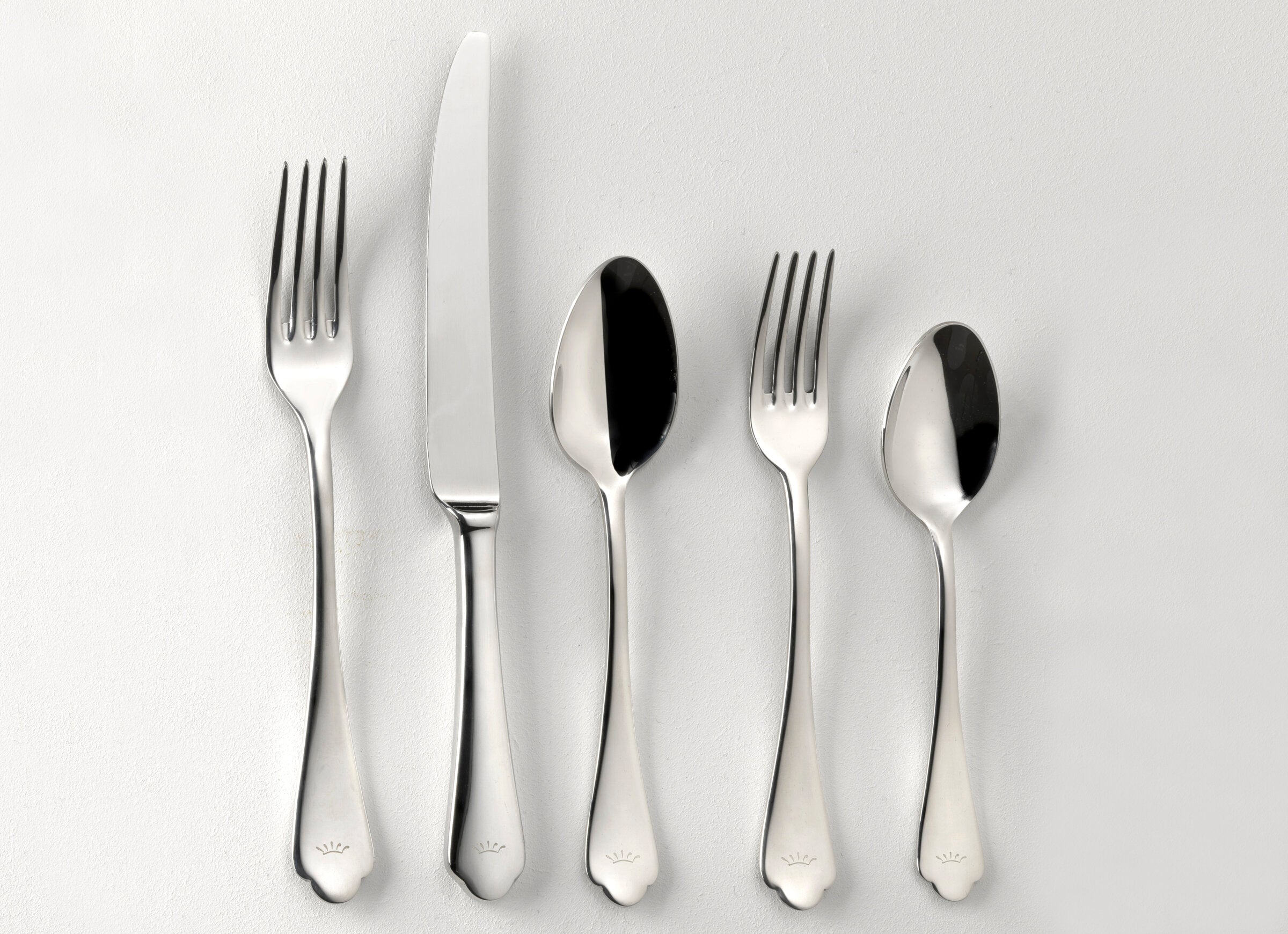 5-PIECE CUTLERY SET STAINLESS STEELFlora