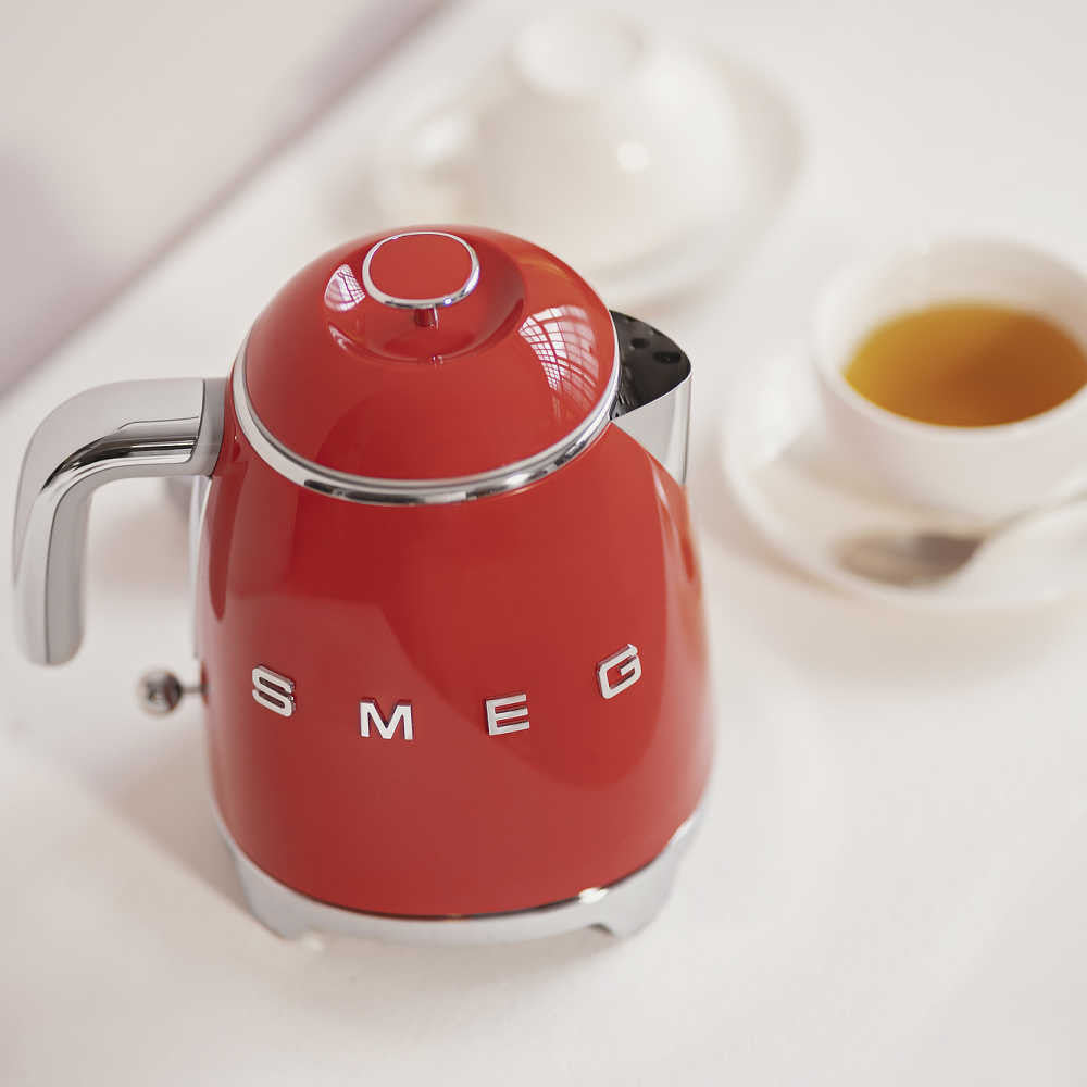 Mini Electric Kettle in Red