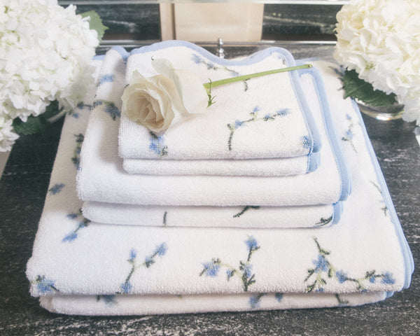 Over the Moon: Floral Scallop Bath Towel
