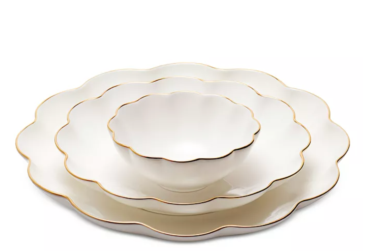 Scalloped Nesting Serving Dishes, Set of 3