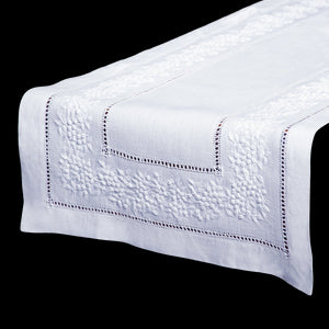 Jardin Classic Linen Table Runner