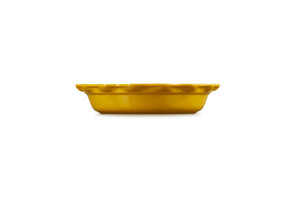 Le Creuset Heritage Fluted Pie Dish, 9 in., Nectar