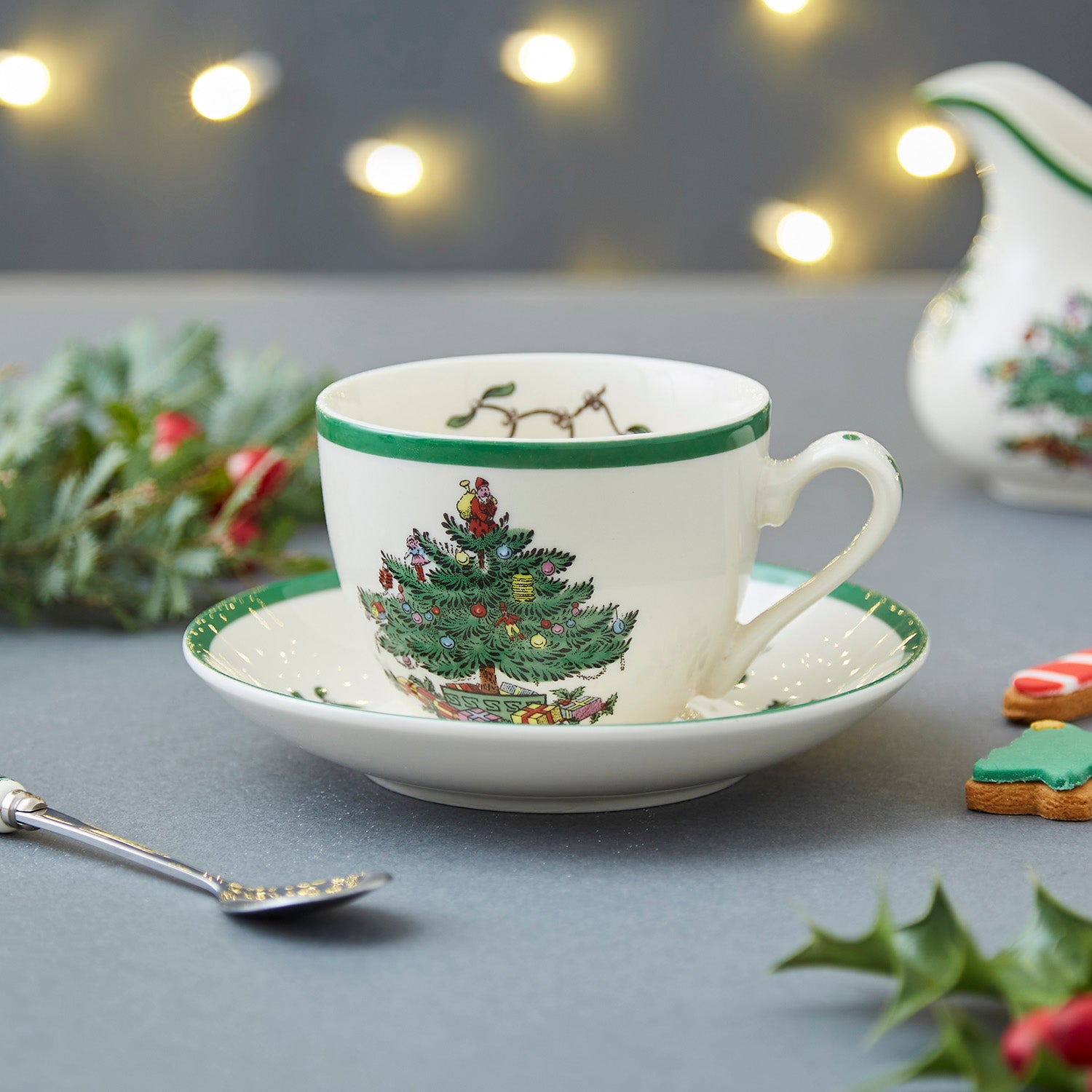 Christmas Tree 7 oz. Teacup & Saucer