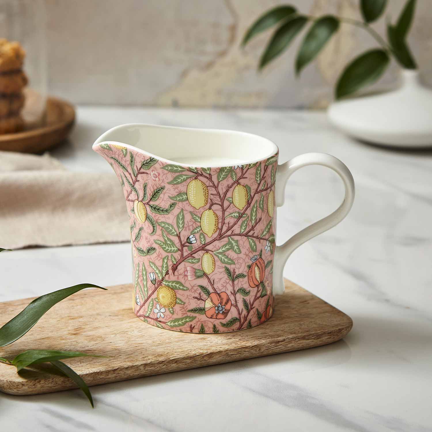 Morris & Co. Cream Jug in Fruit