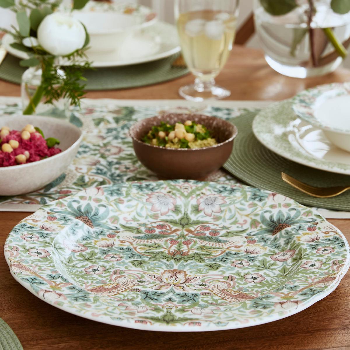 Morris & Co. Serving Platter in Strawberry Thief