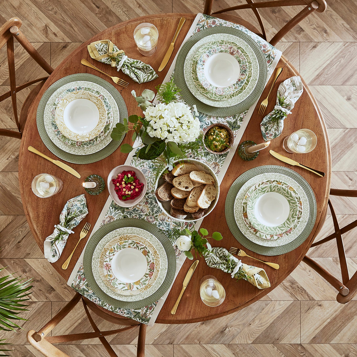 Morris & Co. 12-Piece Set