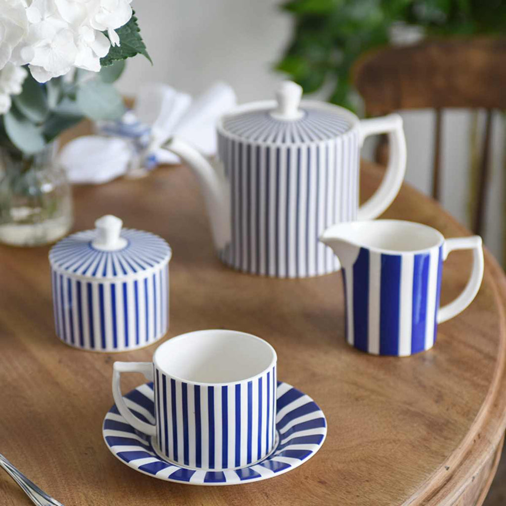 Steccato Narrow Teacup & Saucers, Set of 4