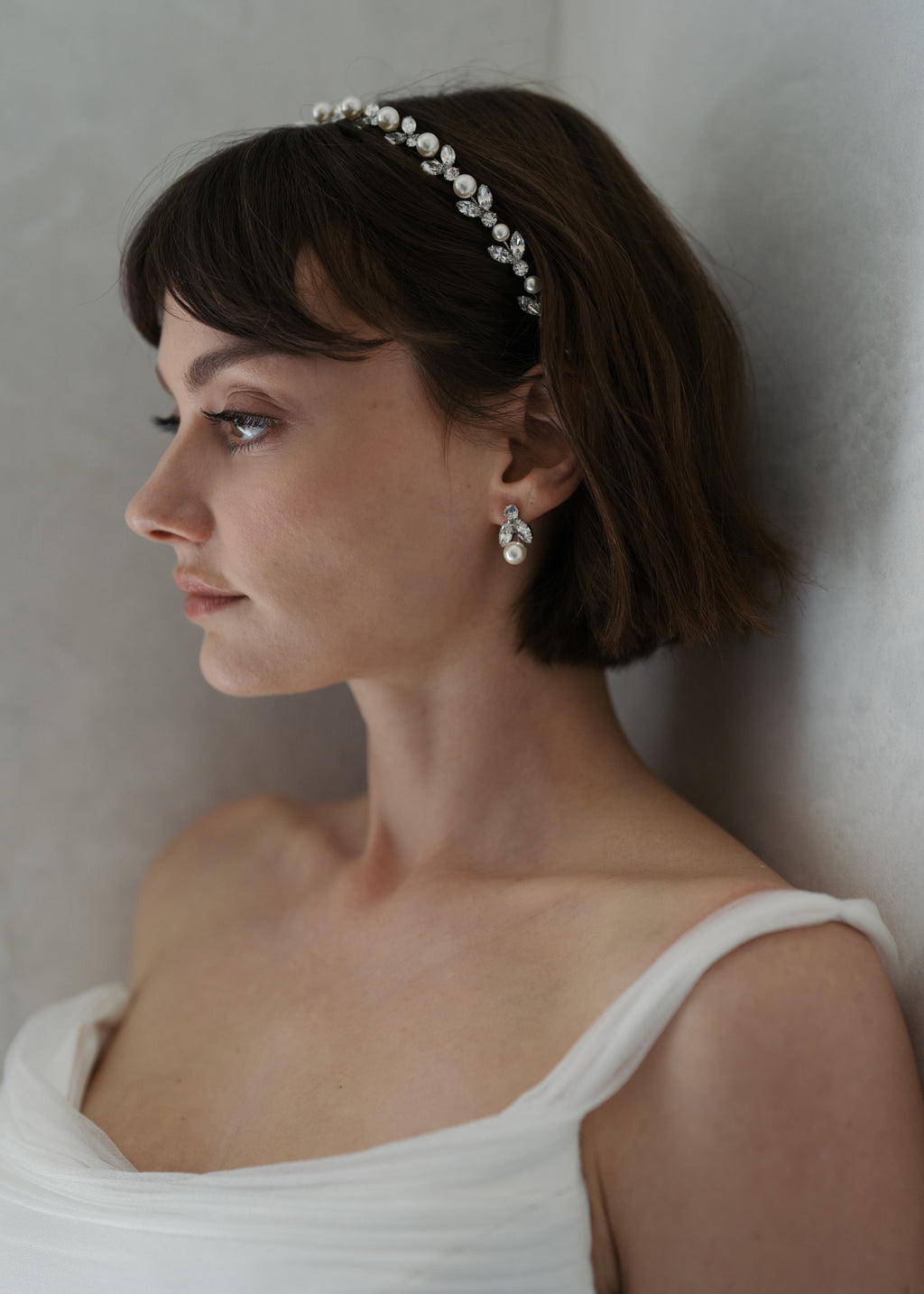 Kamila Headband in Crystal Pearl