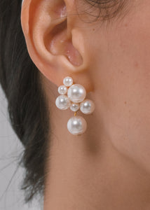 Perlita Earrings in Pearl