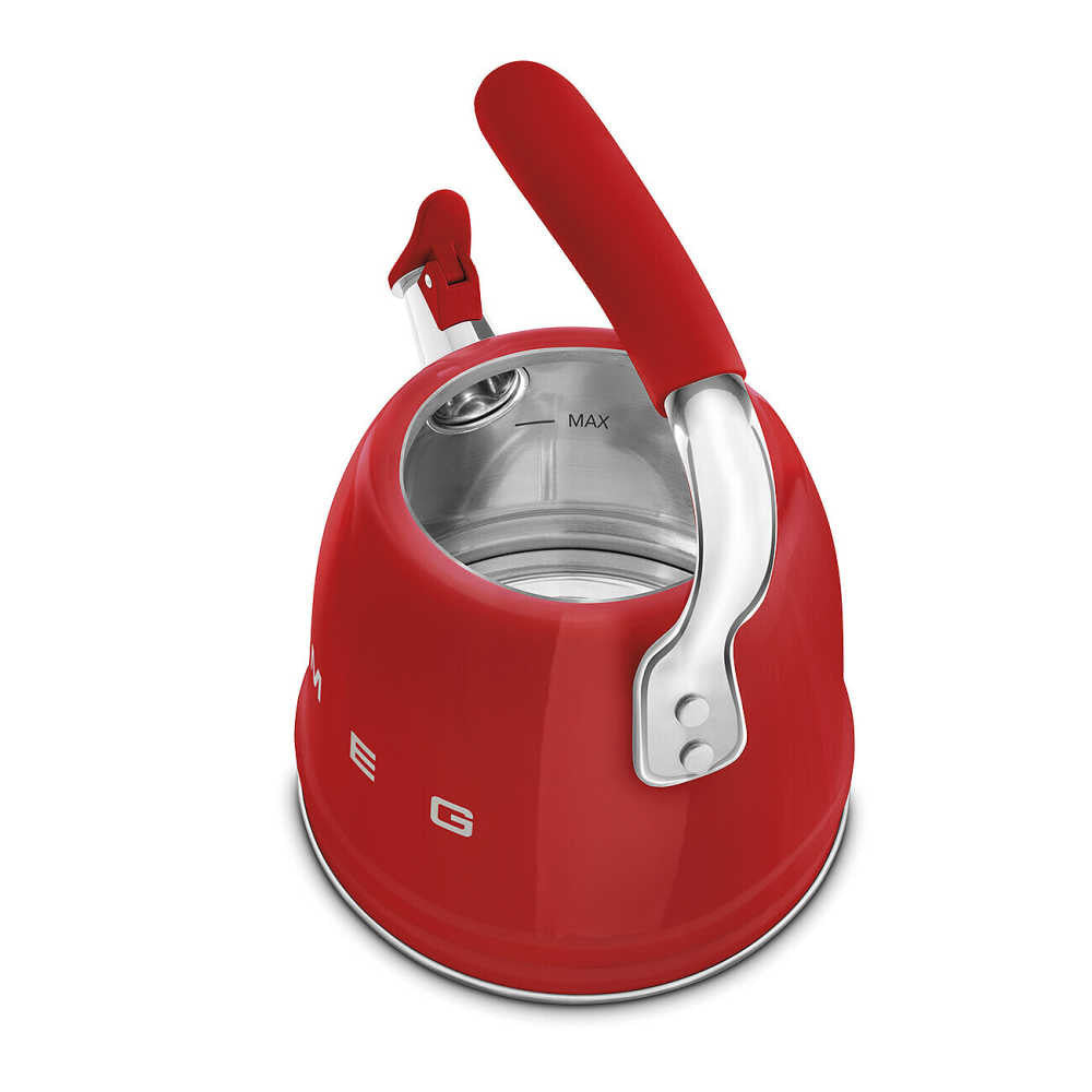 Whistling Kettle in Red
