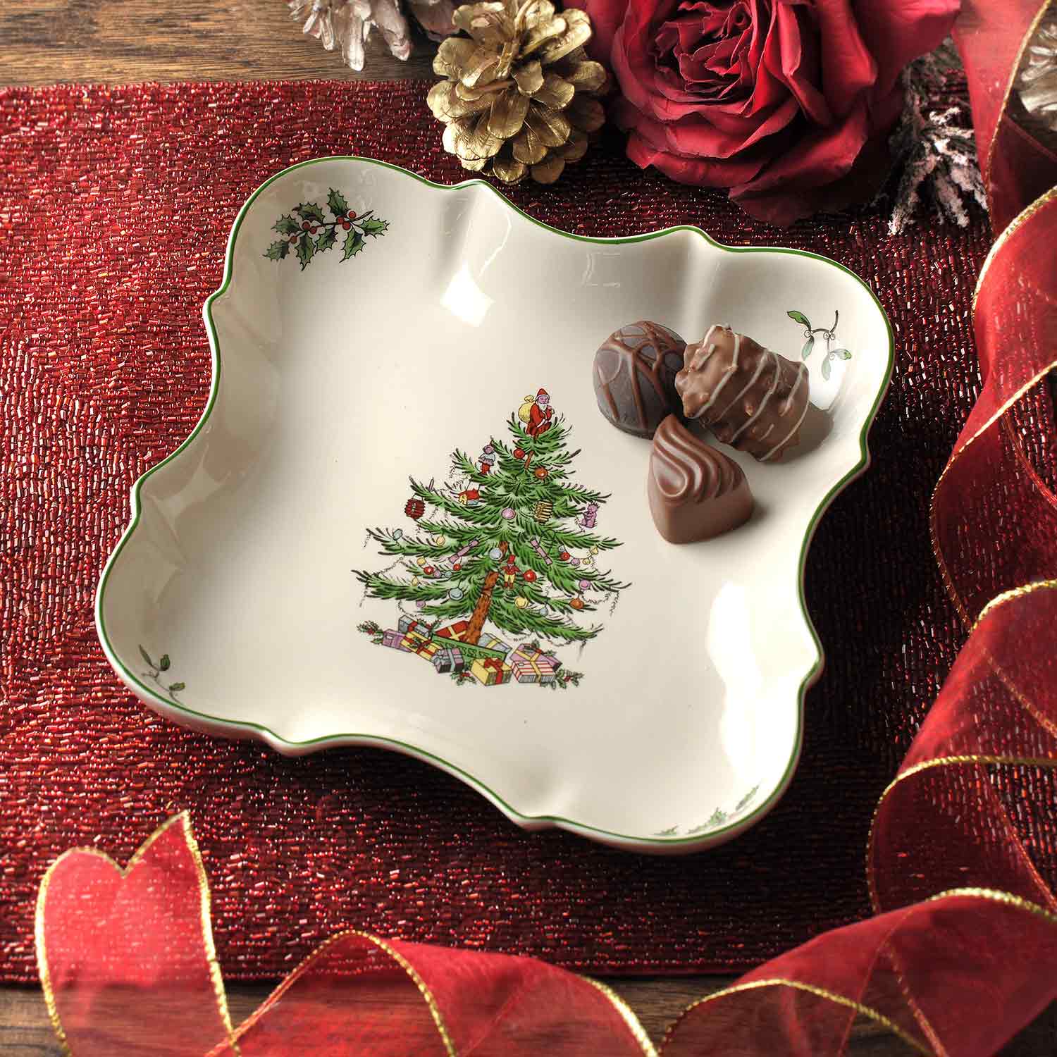 Christmas Tree 8" Devonia Tray