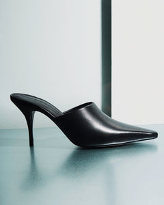 Mesa 80 Mule in Black Leather