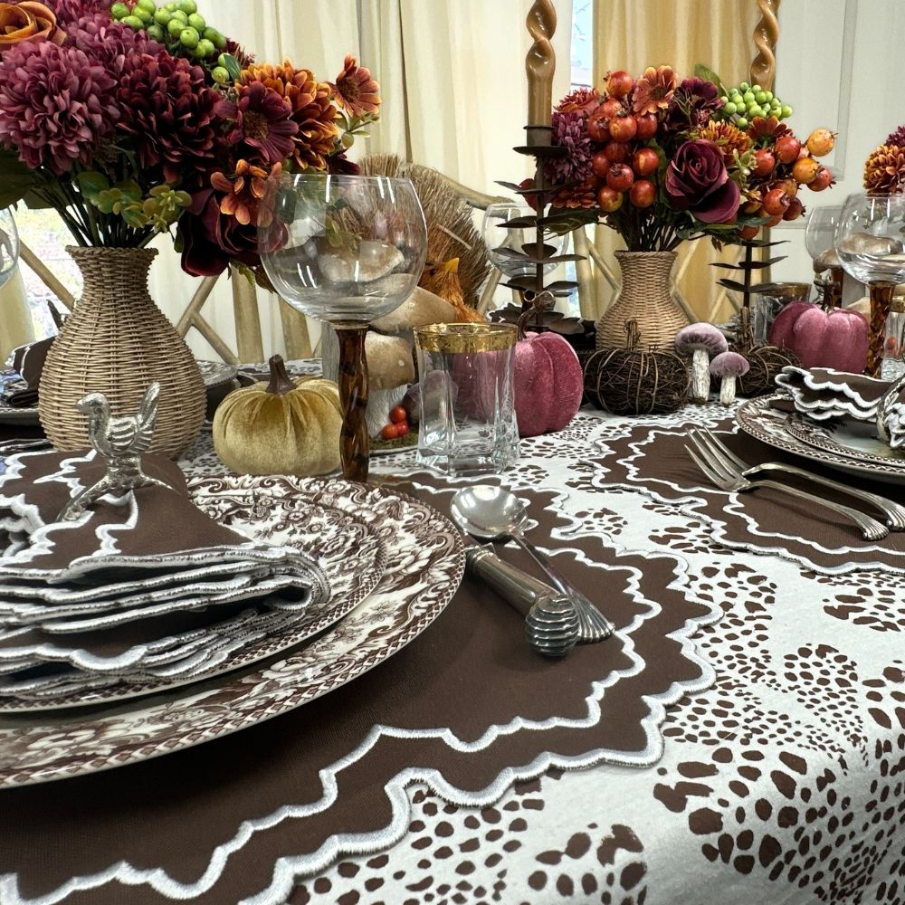 Whitley Napkin in Cocoa & White, Set of 4