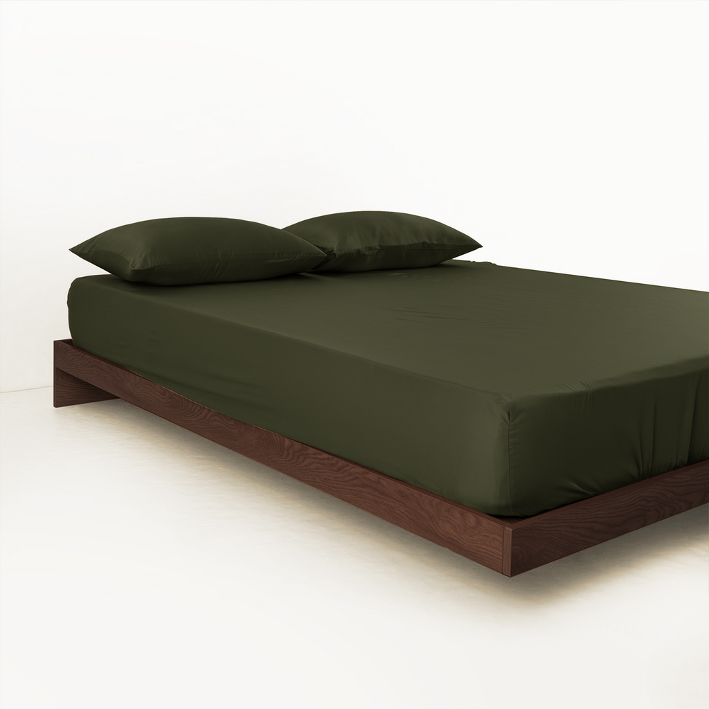 Bamboo Fitted Sheet - Pet Hair Repellent for Dogs/Cats