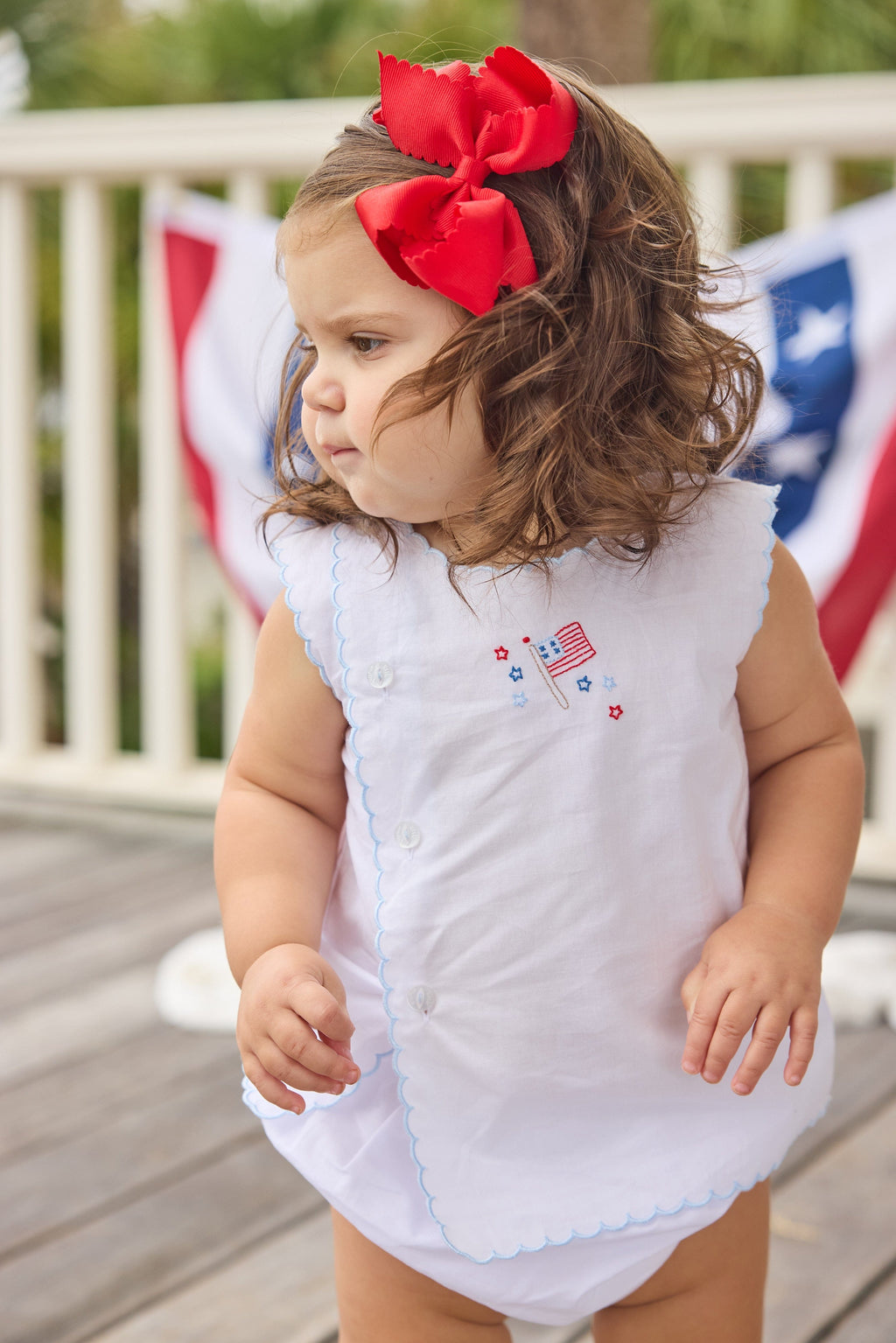 Little English classic Davis day set with flag motif on chest and buttons down front  right side, unisex set for baby 