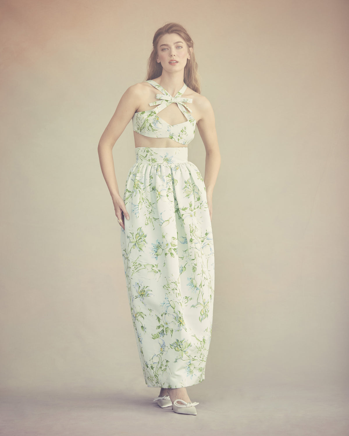 Olivia Bow Set in Celadon Bloom Silk Faille