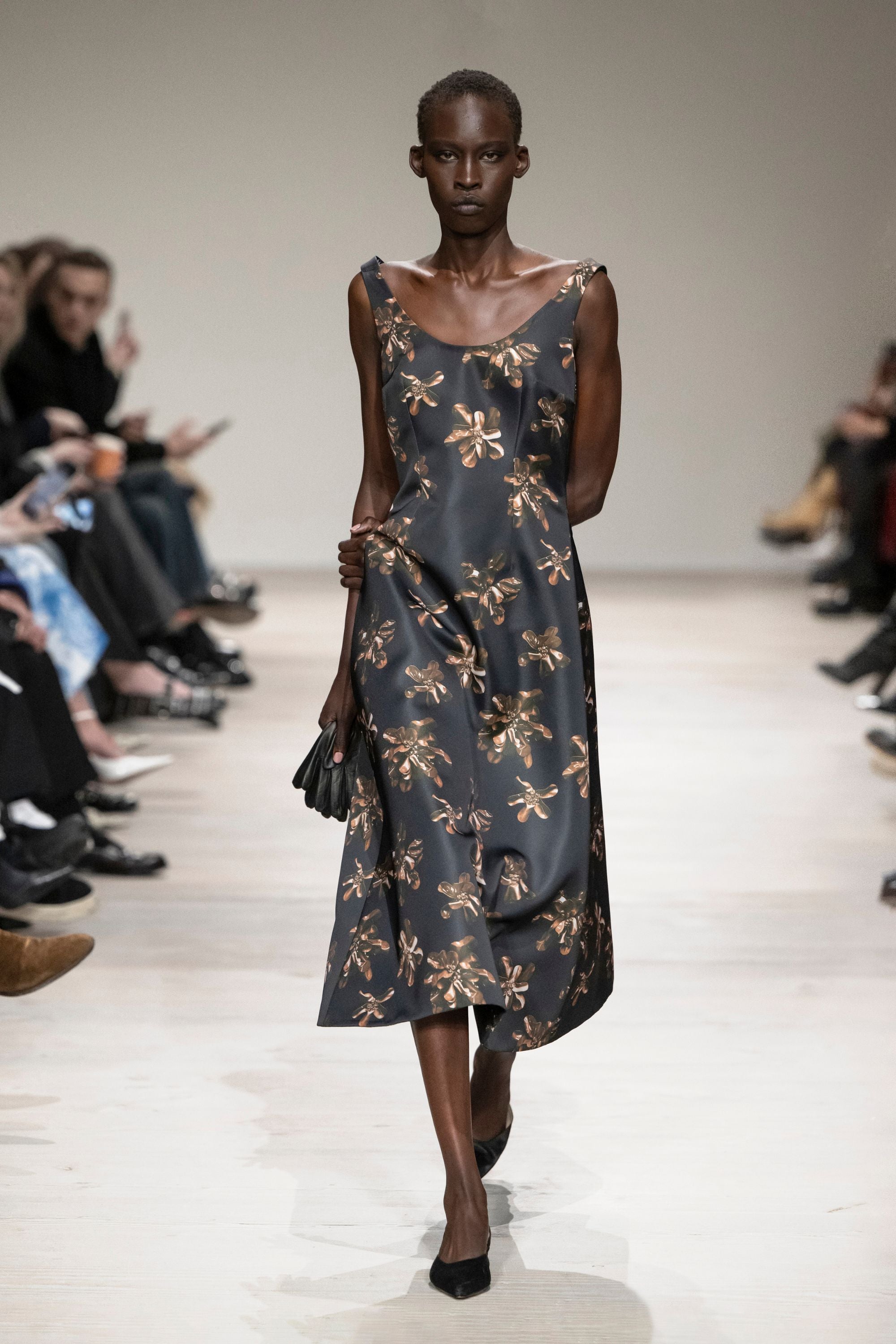 Tippi Dress in Chocolate Floral On Black Genzianella
