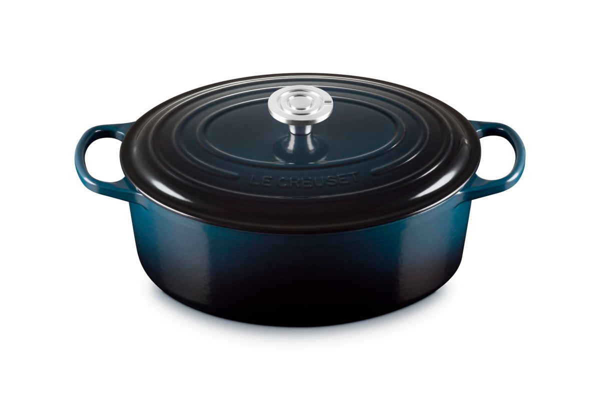 Signature Oval Dutch Oven 6.75qt  in Nuit