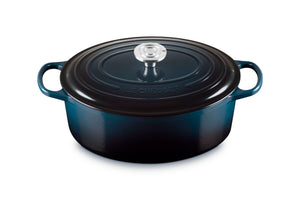 Signature Oval Dutch Oven 6.75qt  in Nuit