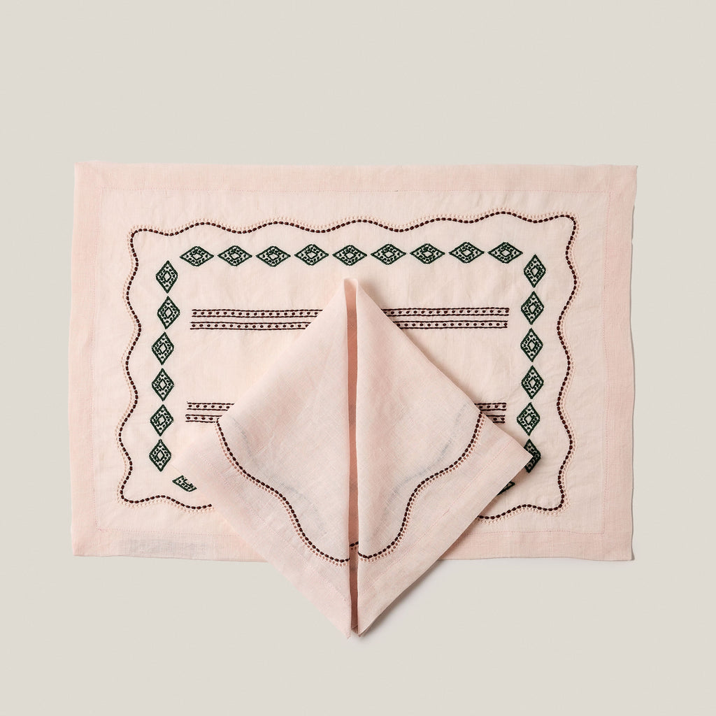 Les Sentiers Placemat in Light Pink