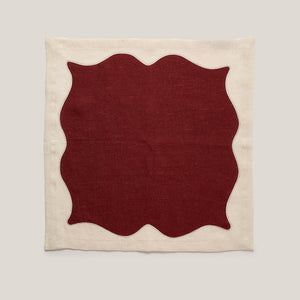 Les Courbes Napkin in Carmin