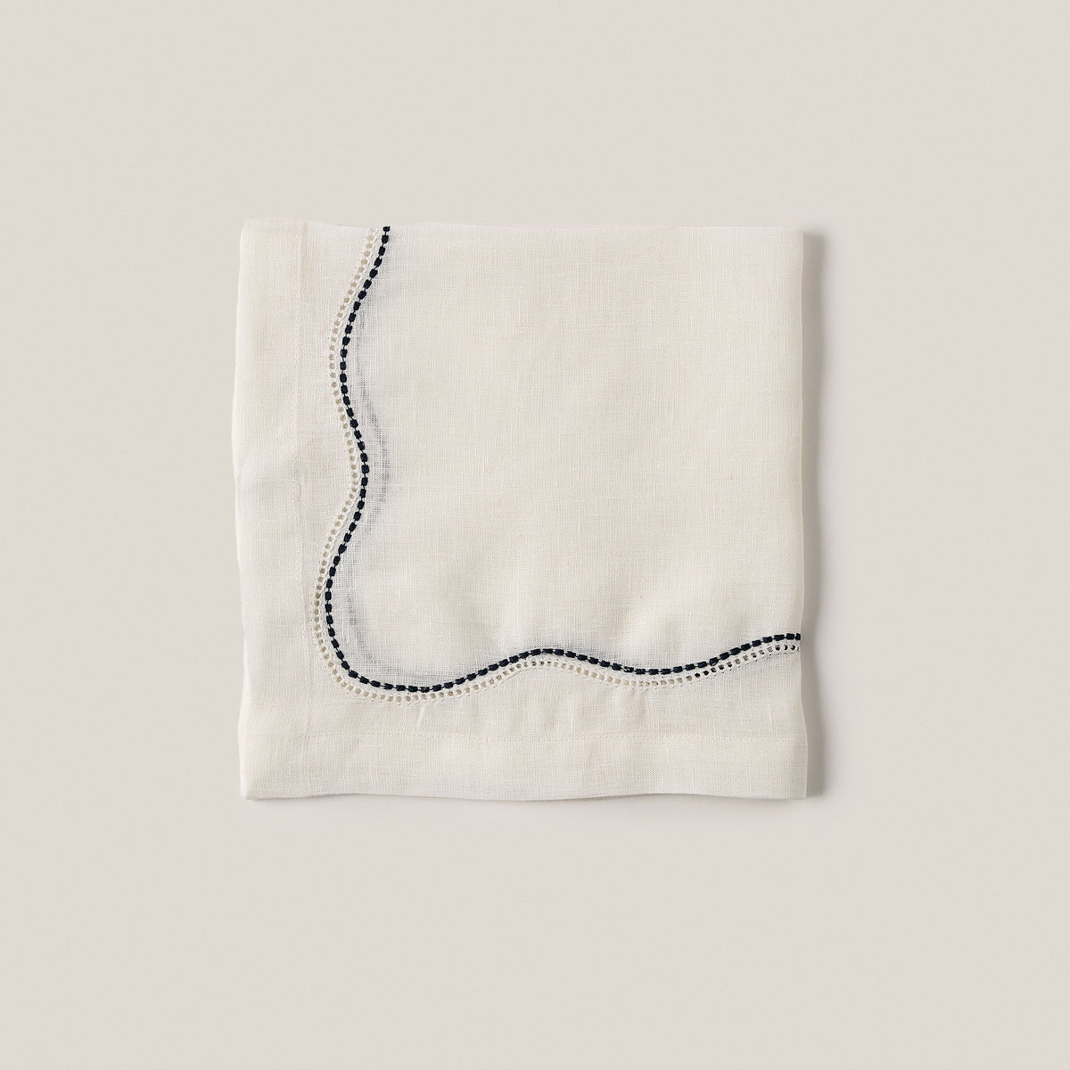 Le Chemin Napkin in White