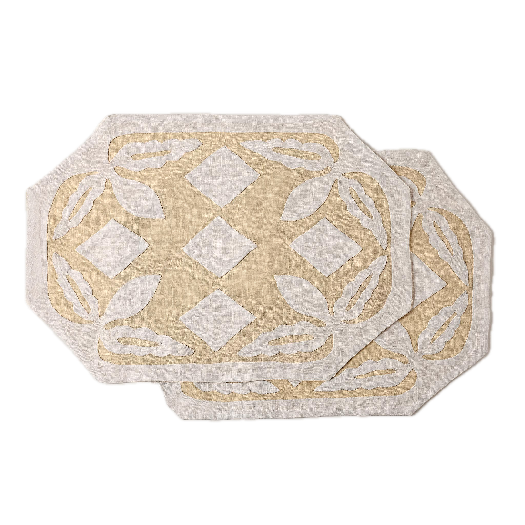 Les Clairs-Obscurs Placemat in Ivory & Light Yellow