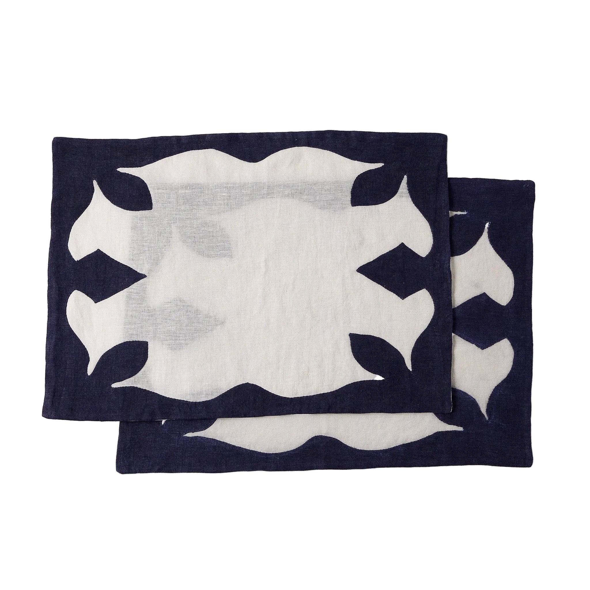 Les Pins Placemat in Nuit