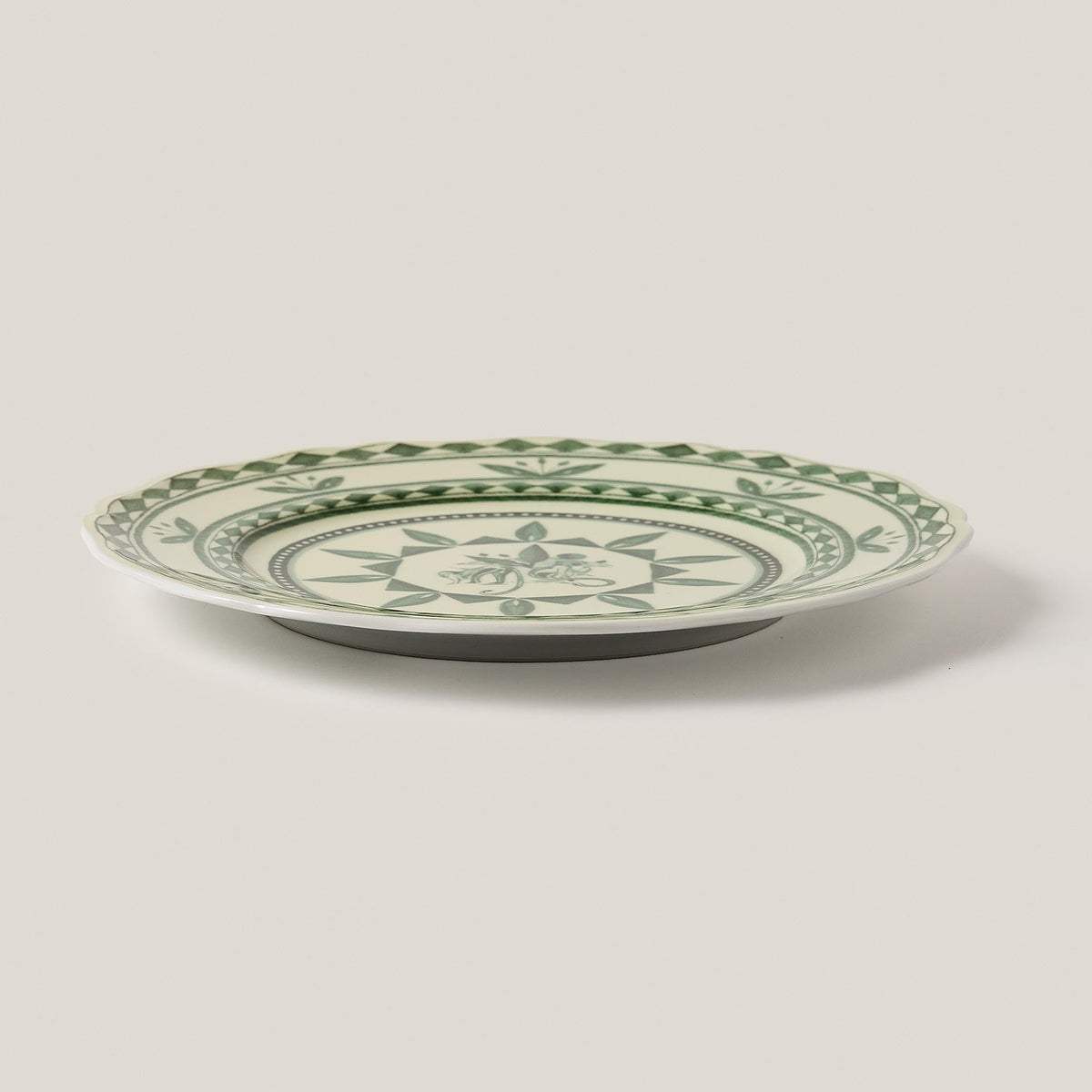 Rêverie des Pins Dining Plate in Amande