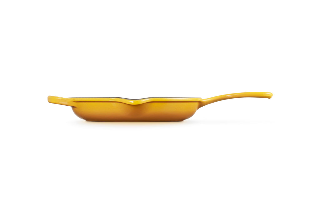 Le Creuset Signature Round Skillet, 9 in., Nectar