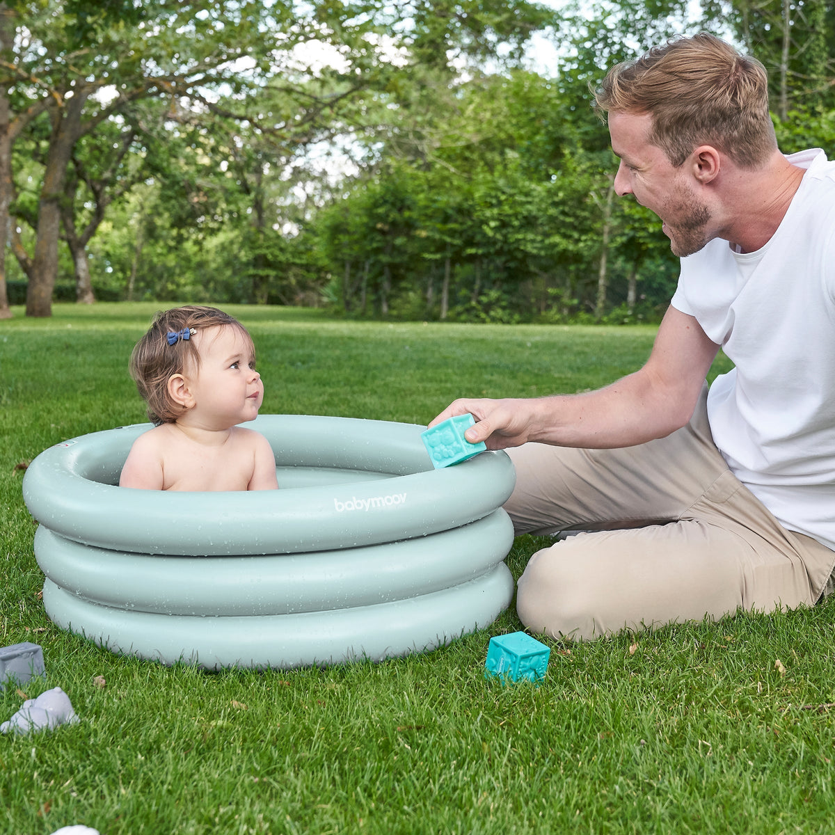 Inflatable Baby Bath and Paddling Pool