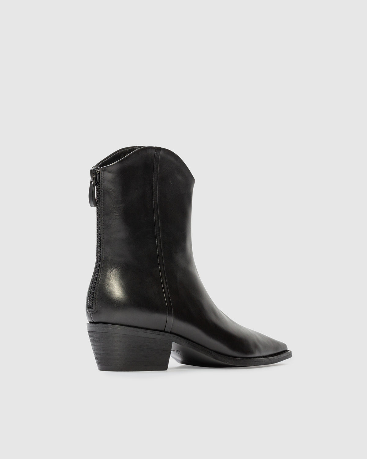 Reed in Black Leather