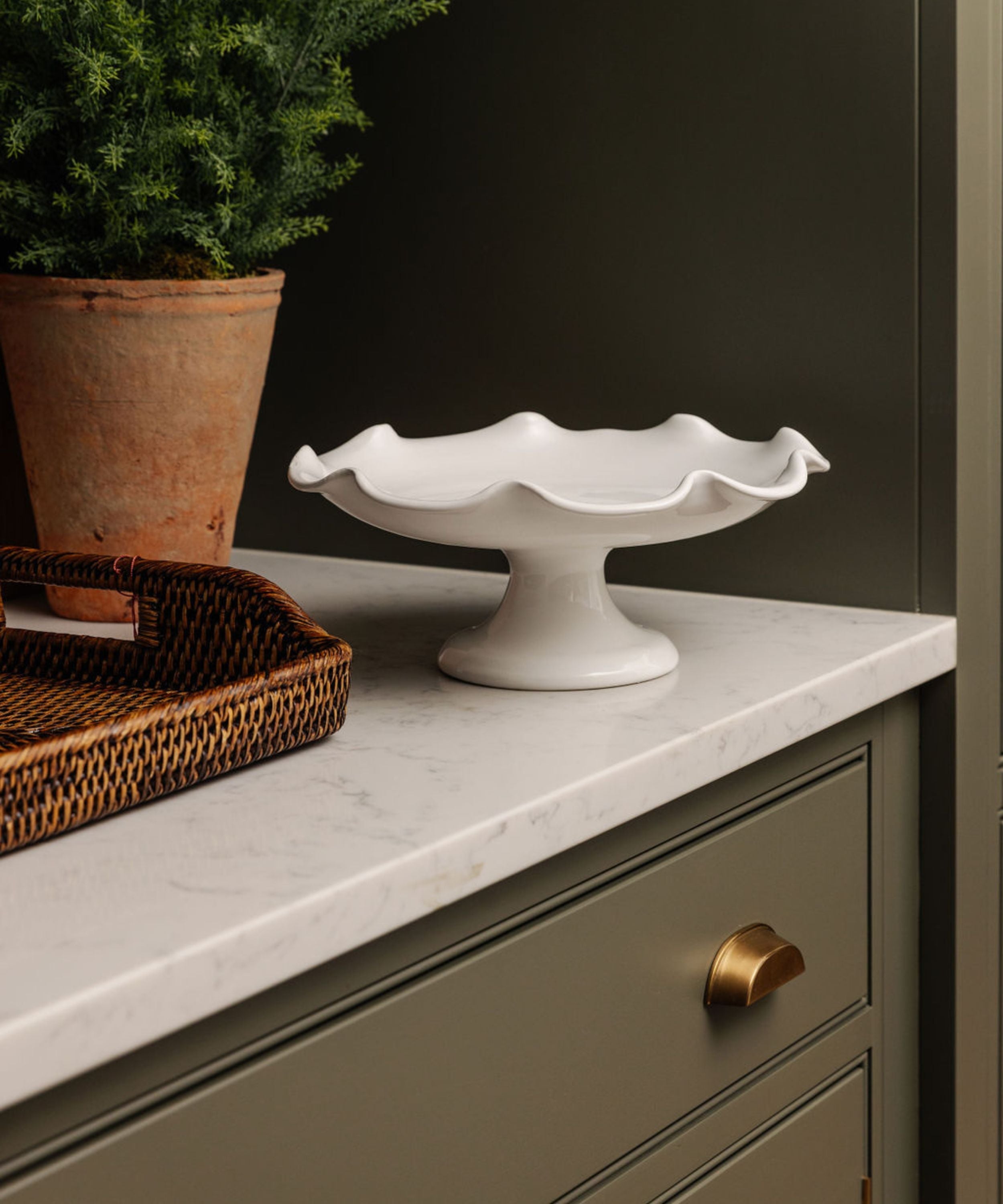 Claudia Wavy Footed Bowl, White