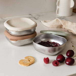 Microwave-Safe Stainless Steel Baby Bowl Set with Lids in Natural