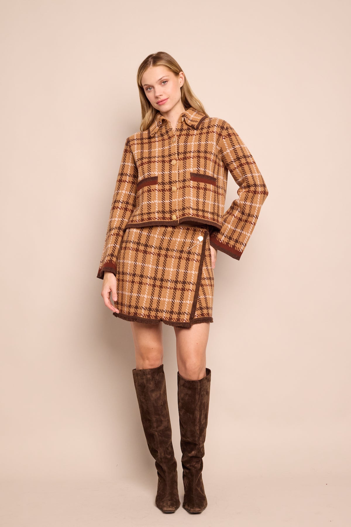 Jodi Mini Skirt in Camel Check