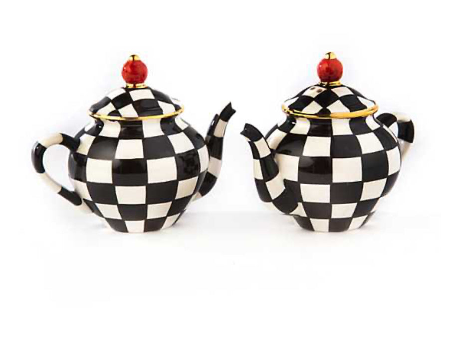 Courtly Teapot Salt & Pepper Set