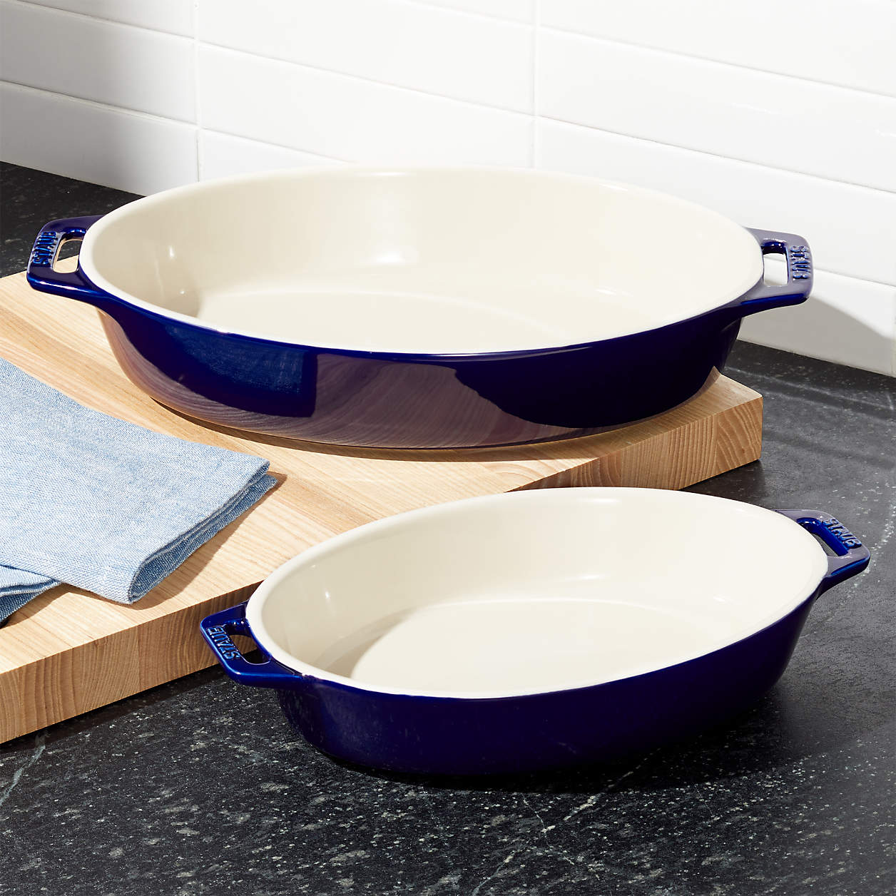 2-Piece Oval Set (Dark Blue)