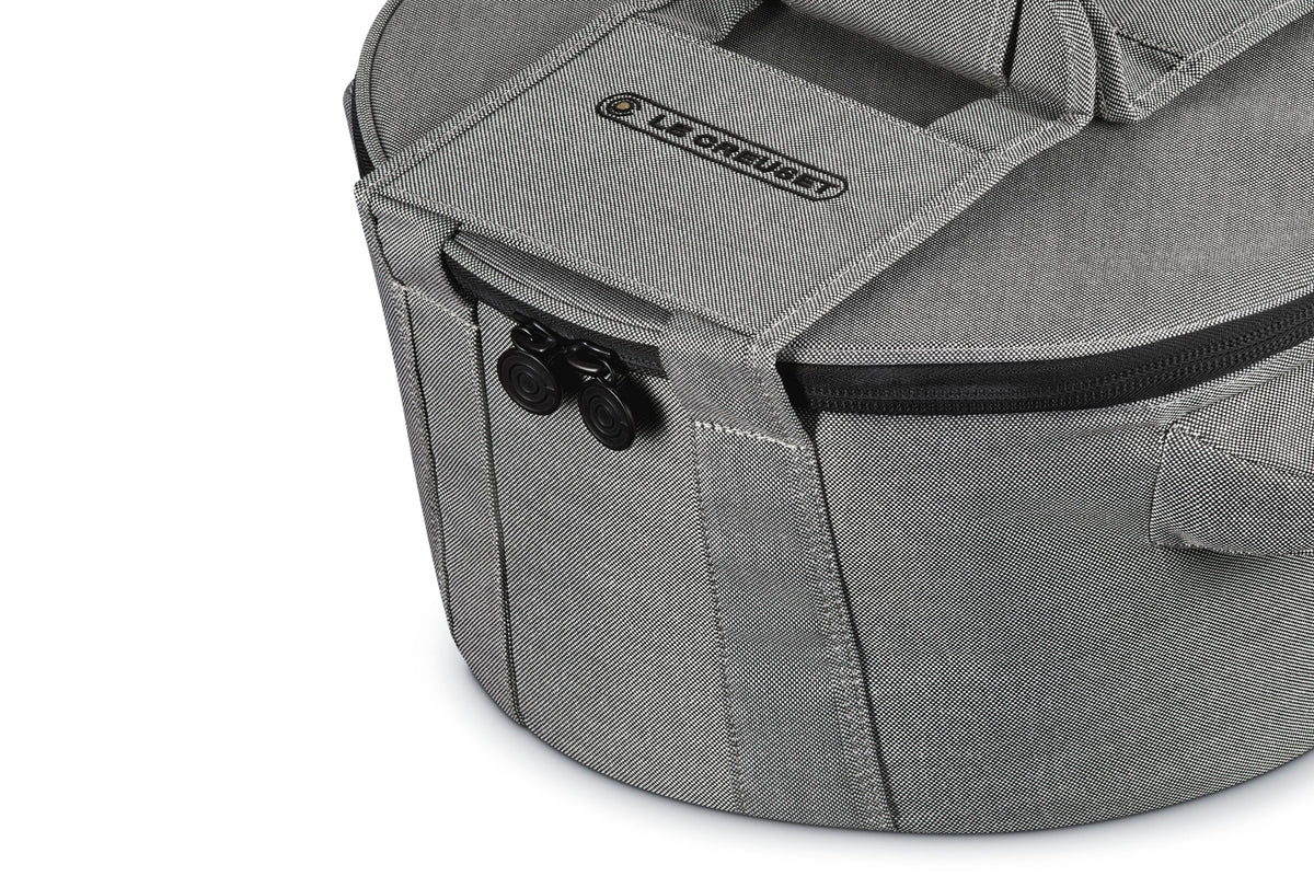Le Creuset Round Dutch Oven Tote Bag, , Noir