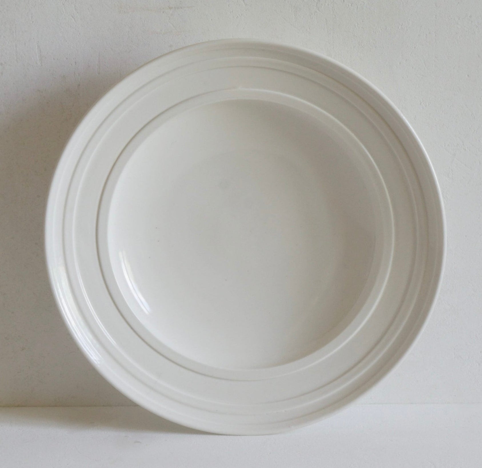 Classical Porcelain Impressed Line, Shallow Bowl 9.5”