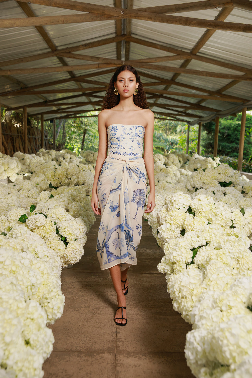 Illusion One-Piece in Wild