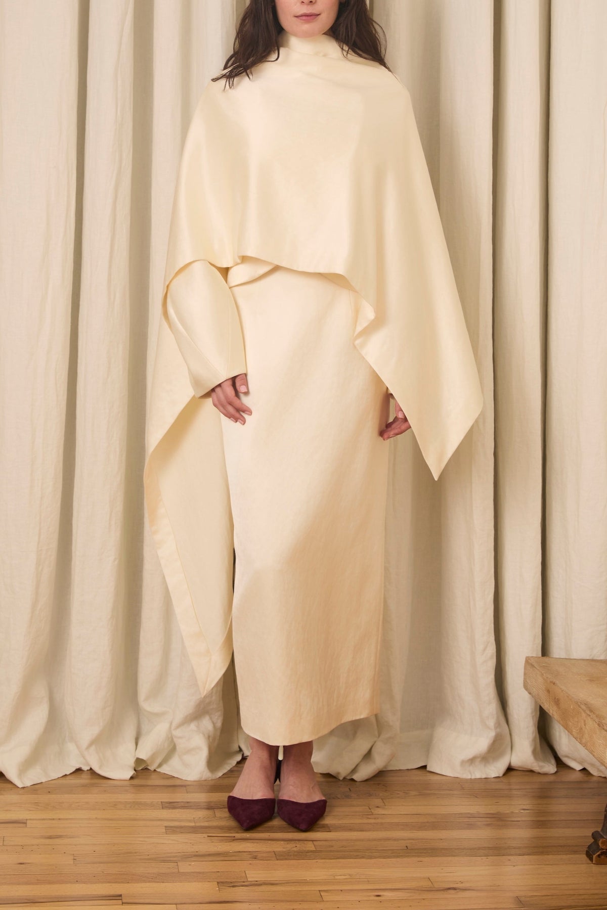 Amah Pencil Skirt in Fluid Satin