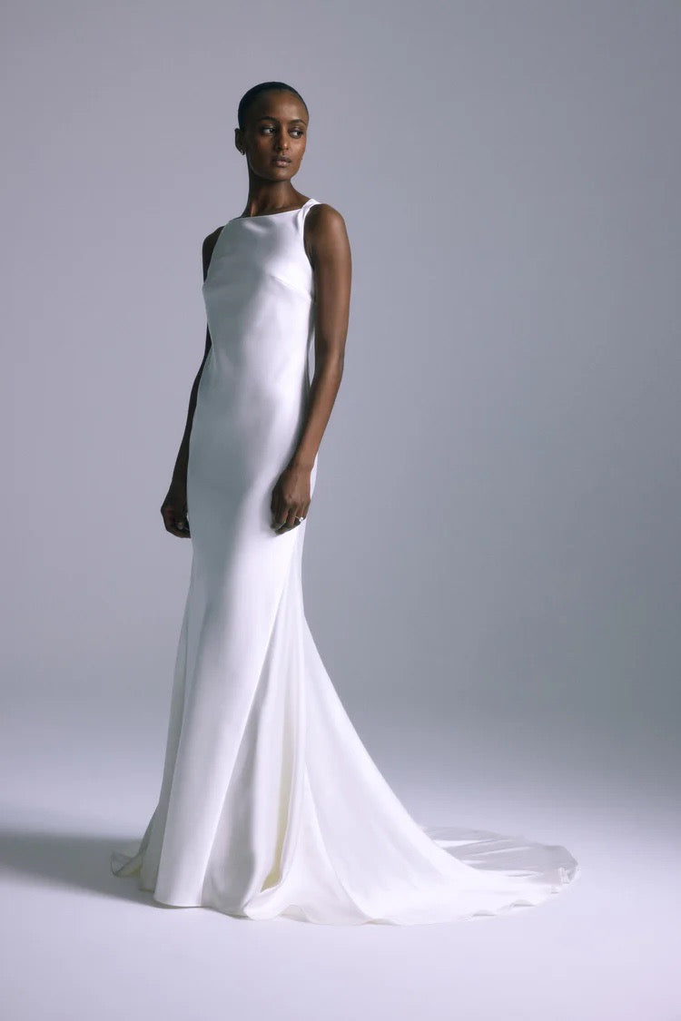 Iman Gown Silk White / 16 Iman Gown Silk White / 16