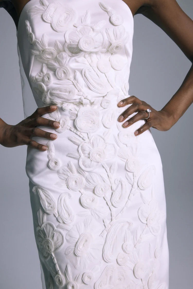 Sorrel Gown Ivory / 10 Sorrel Gown Ivory / 10